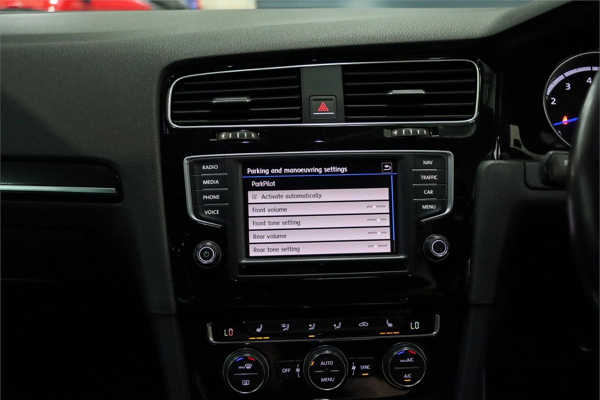 2017 Volkswagen Golf R VII