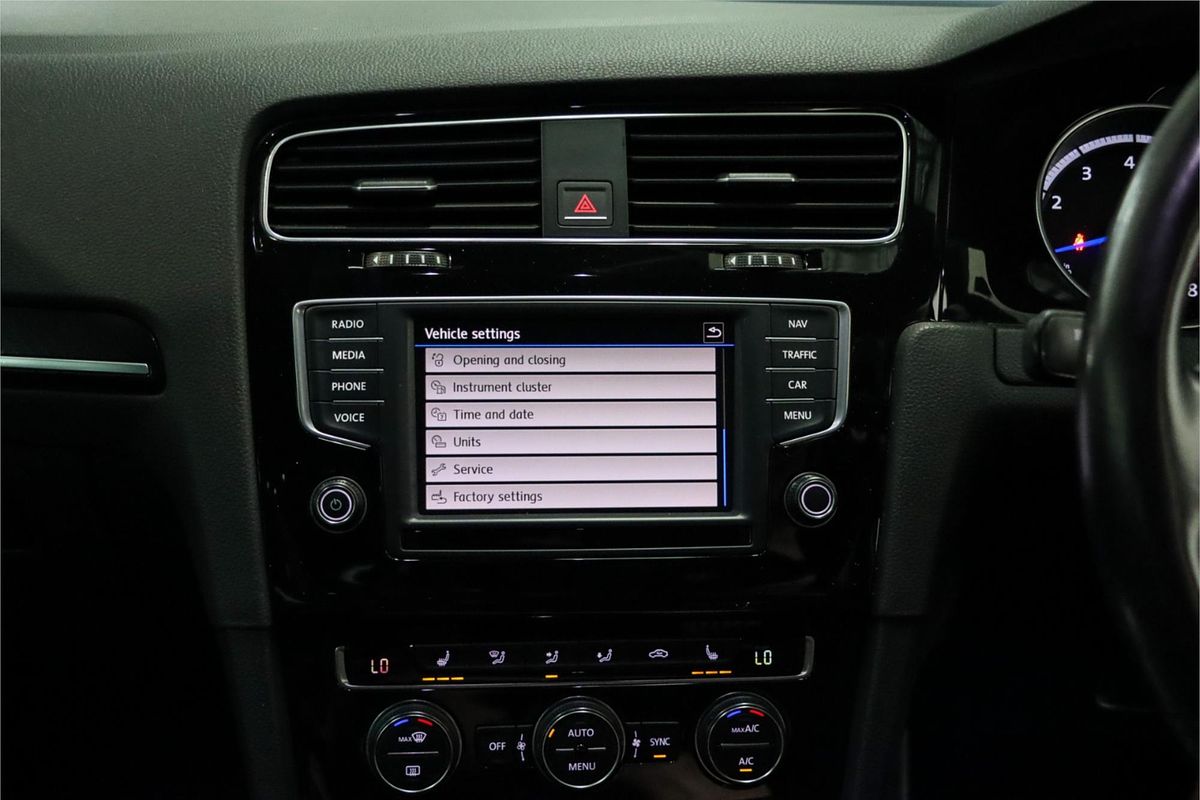 2017 Volkswagen Golf R VII