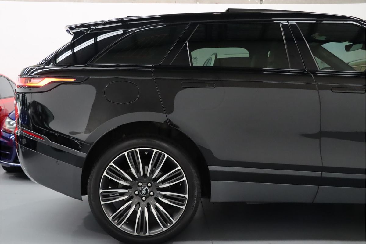 2018 Land Rover Range Rover Velar P300 R-Dynamic HSE L560