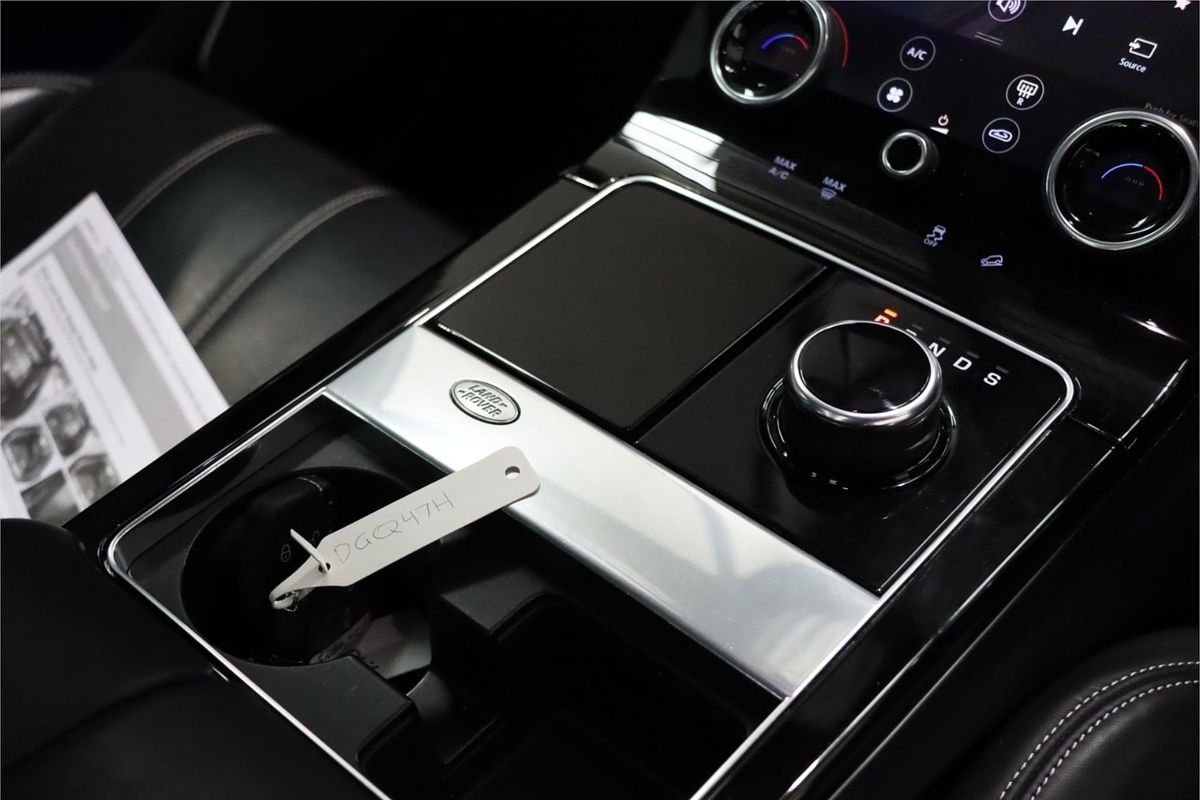 2018 Land Rover Range Rover Velar P300 R-Dynamic HSE L560