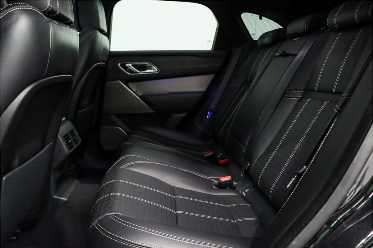 2018 Land Rover Range Rover Velar P300 R-Dynamic HSE L560
