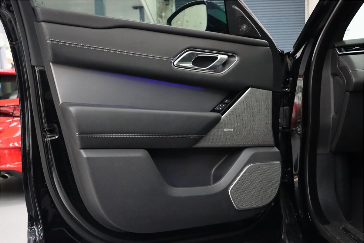 2018 Land Rover Range Rover Velar P300 R-Dynamic HSE L560