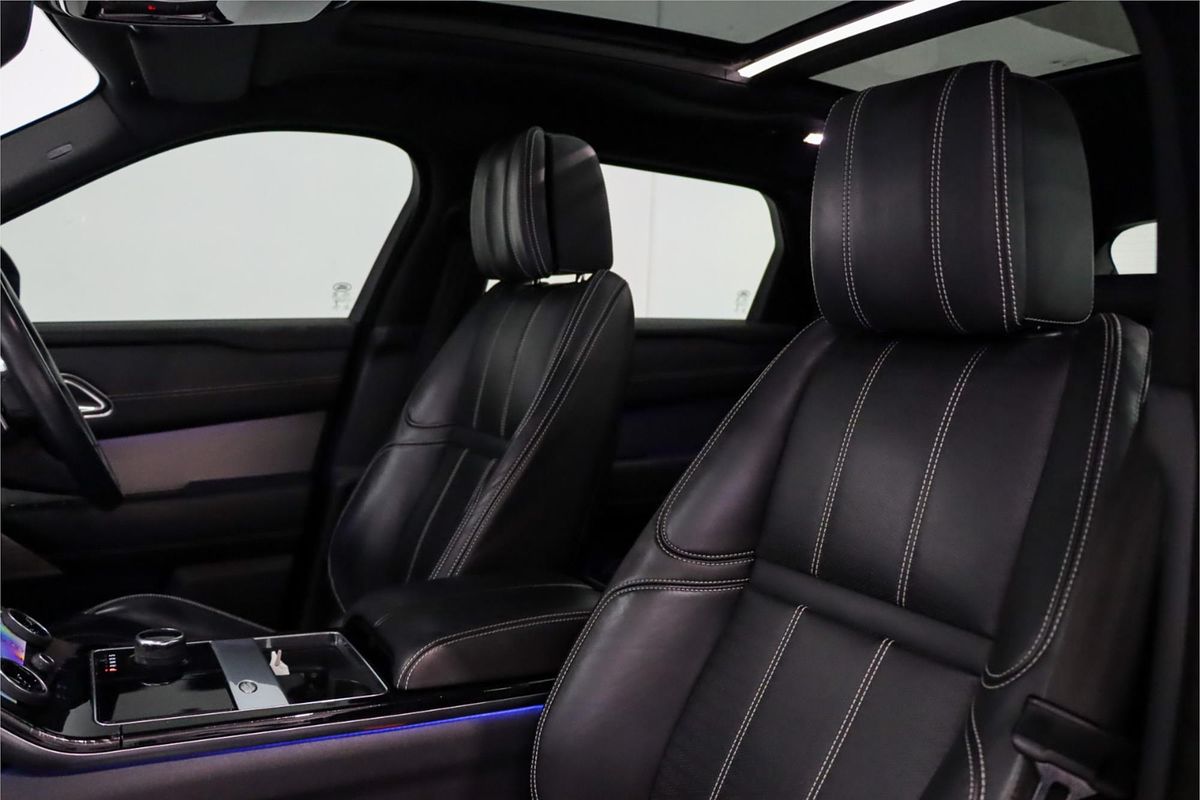 2018 Land Rover Range Rover Velar P300 R-Dynamic HSE L560