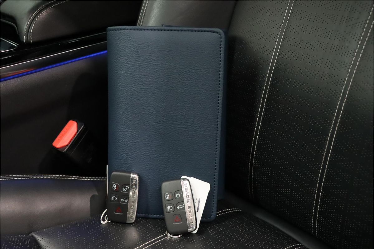 2018 Land Rover Range Rover Velar P300 R-Dynamic HSE L560