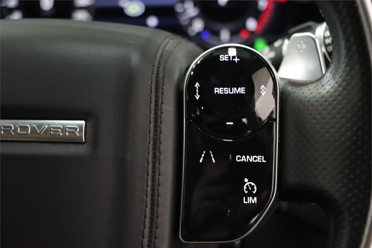 2018 Land Rover Range Rover Velar P300 R-Dynamic HSE L560