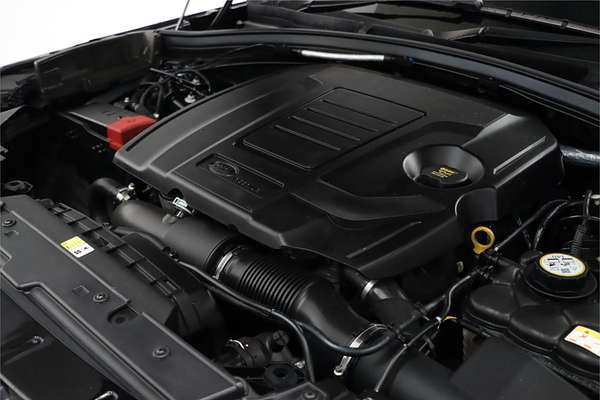 2018 Land Rover Range Rover Velar P300 R-Dynamic HSE L560