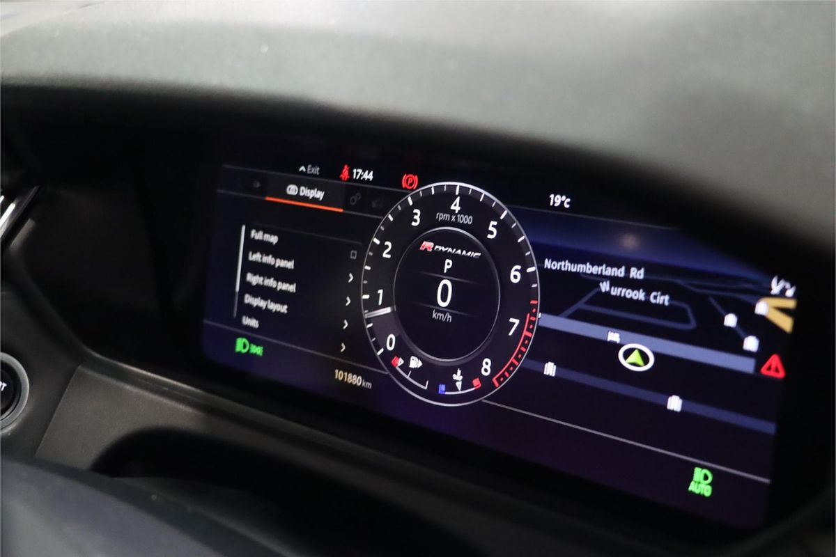 2018 Land Rover Range Rover Velar P300 R-Dynamic HSE L560