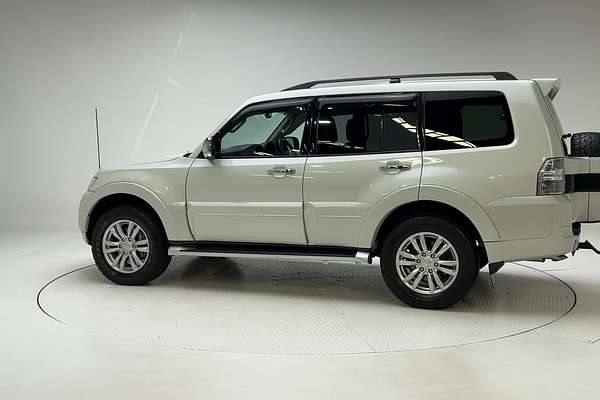 2016 Mitsubishi Pajero GLX NX