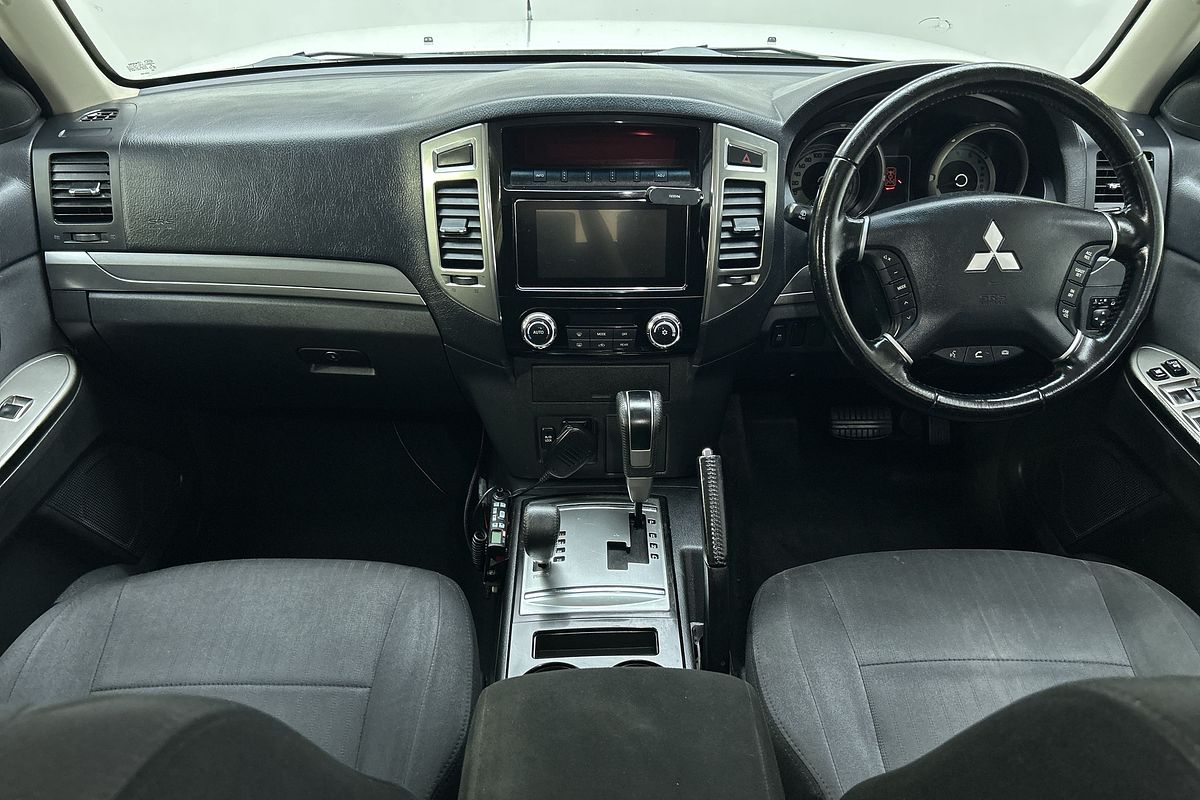 2016 Mitsubishi Pajero GLX NX