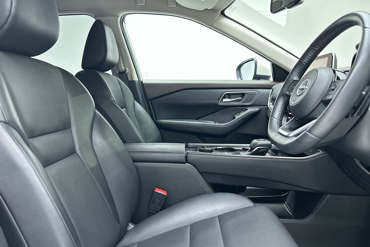 2023 Nissan X-TRAIL ST-L T33