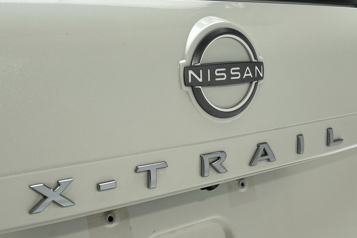 2023 Nissan X-TRAIL ST-L T33