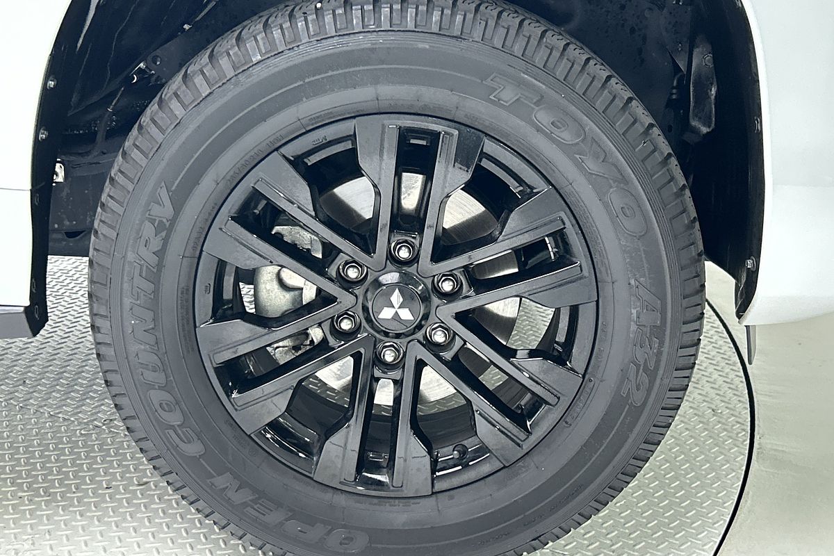 2023 Mitsubishi Pajero Sport GSR QF