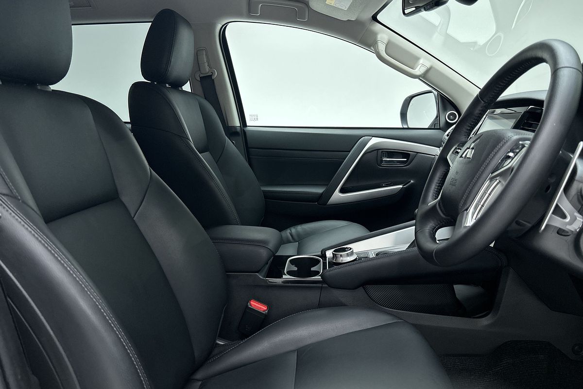 2023 Mitsubishi Pajero Sport GSR QF