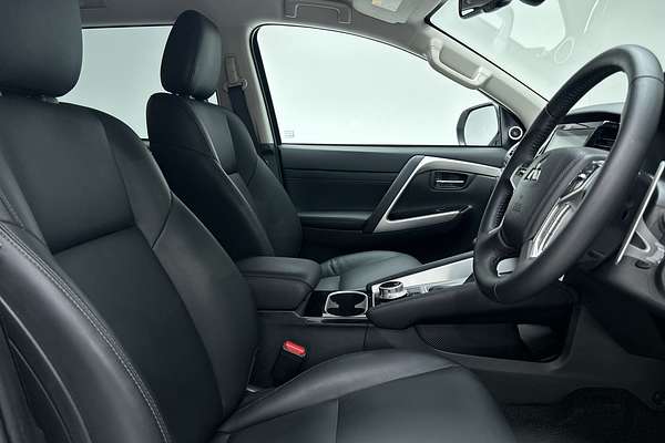 2023 Mitsubishi Pajero Sport GSR QF