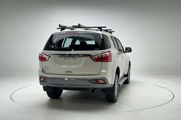 2021 Isuzu MU-X LS-M