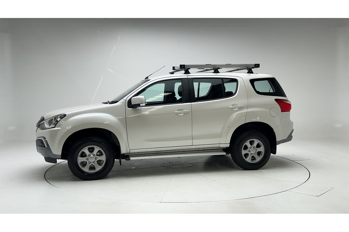 2021 Isuzu MU-X LS-M