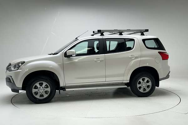 2021 Isuzu MU-X LS-M