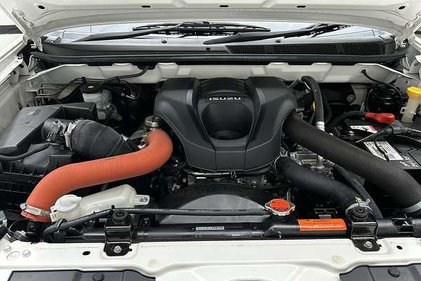 2021 Isuzu MU-X LS-M