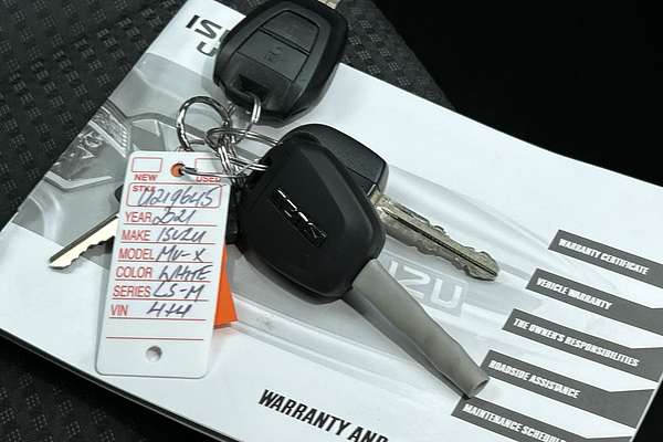 2021 Isuzu MU-X LS-M