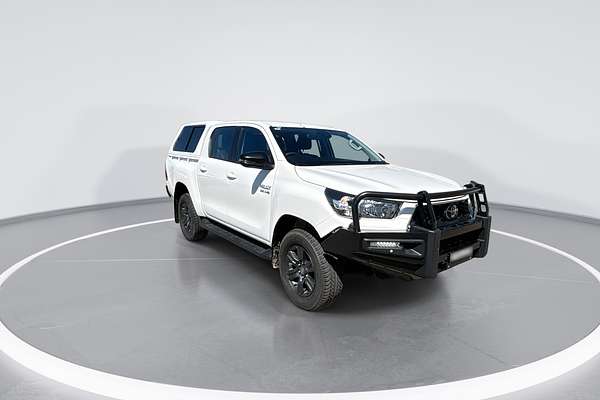 2024 Toyota Hilux SR GUN126R