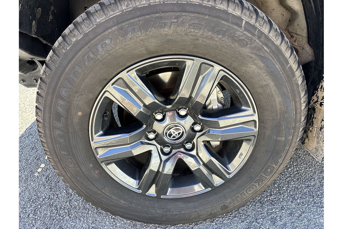 2024 Toyota Hilux SR GUN126R