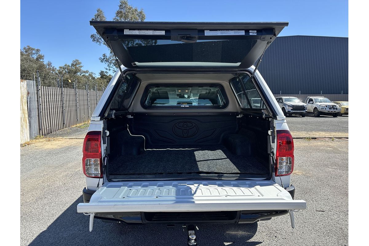 2024 Toyota Hilux SR GUN126R