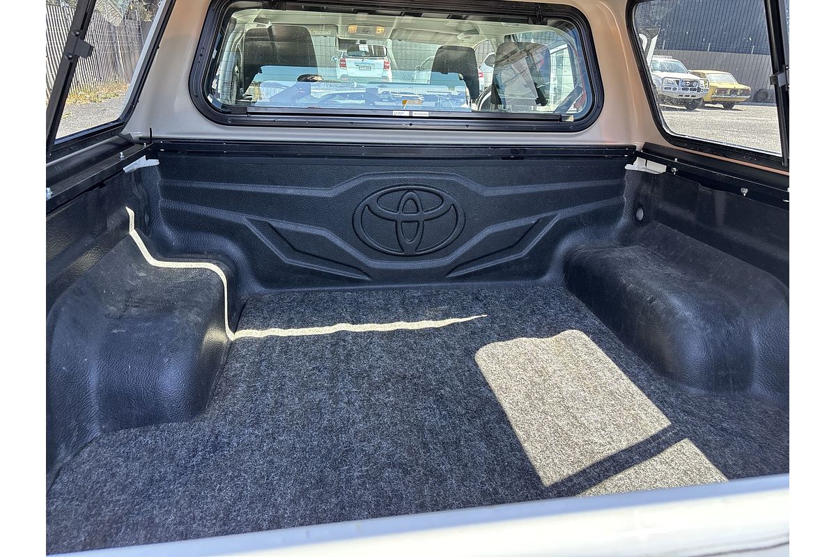 2024 Toyota Hilux SR GUN126R