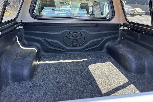 2024 Toyota Hilux SR GUN126R