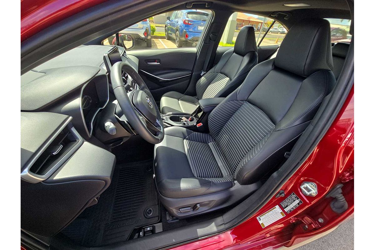 2023 Toyota Corolla XSE