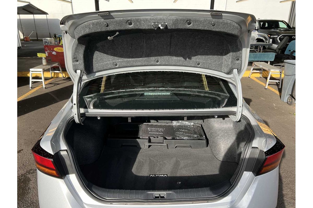 2021 Nissan Altima 2.5 SR