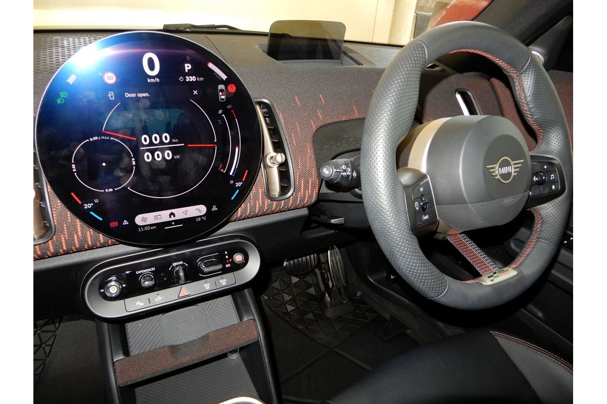 2024 MINI Countryman JCW Favoured U25