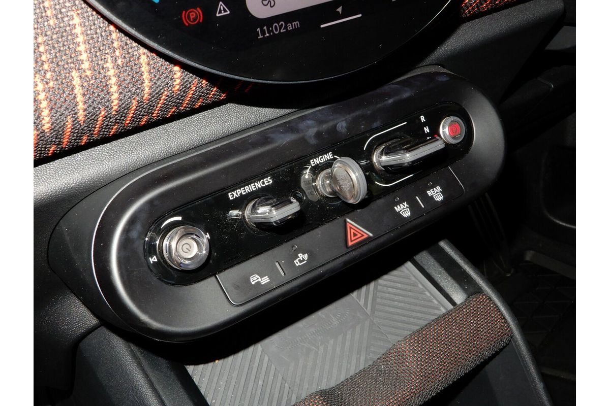 2024 MINI Countryman JCW Favoured U25