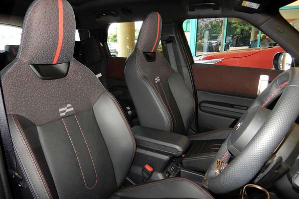 2024 MINI Countryman JCW Favoured U25