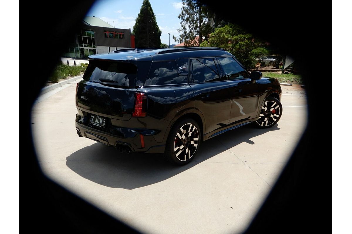 2024 MINI Countryman JCW Favoured U25