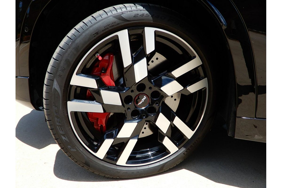 2024 MINI Countryman JCW Favoured U25