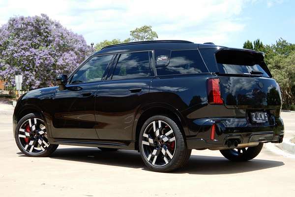 2024 MINI Countryman JCW Favoured U25