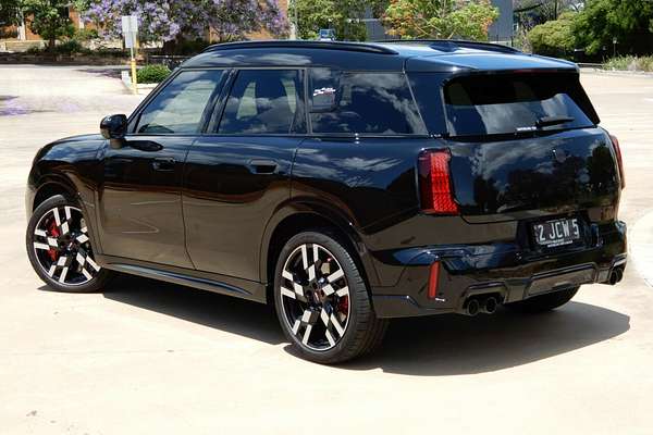 2024 MINI Countryman JCW Favoured U25