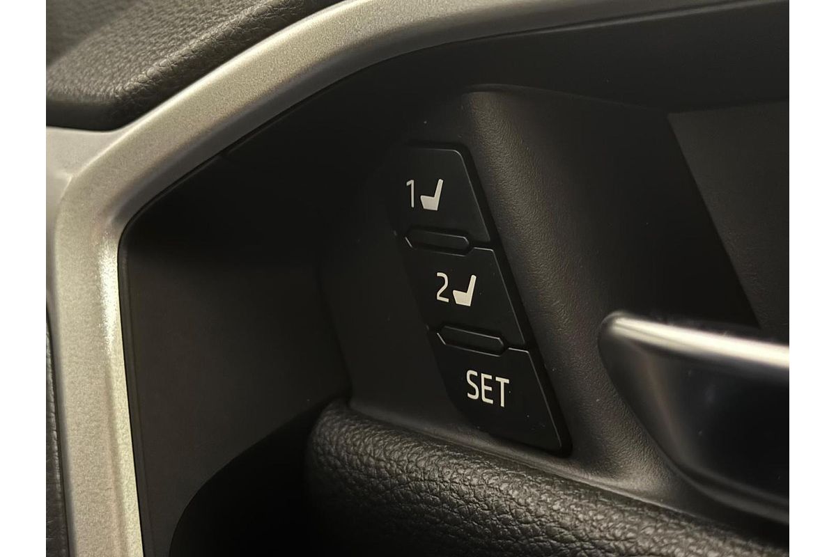 2022 Toyota RAV4 Cruiser AXAH54R