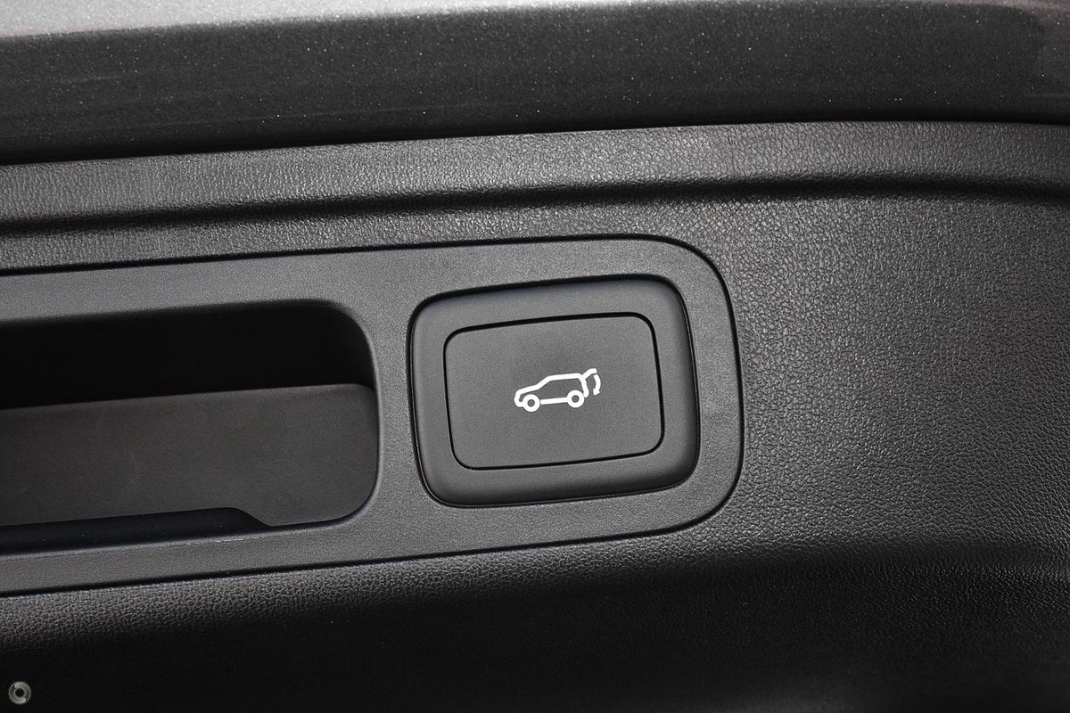 2025 MG HS Hybrid+ Essence AS33H