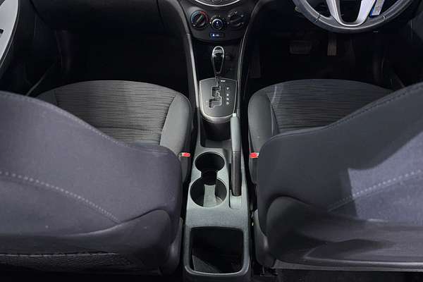 2018 Hyundai Accent Sport RB6