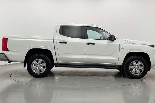 2024 Mitsubishi Triton GLX+ MV 4X4