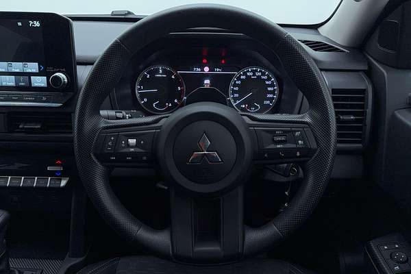 2024 Mitsubishi Triton GLX+ MV 4X4