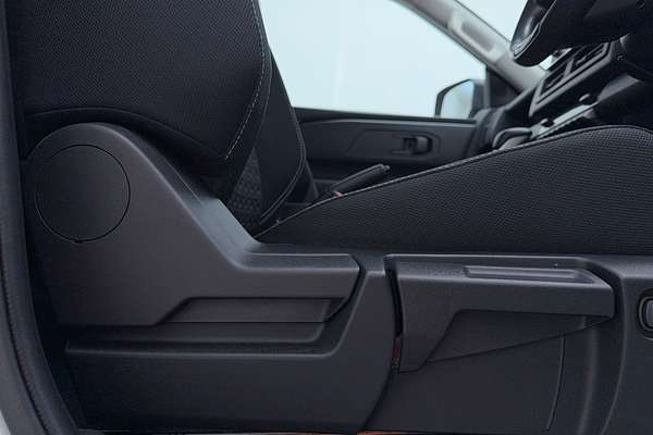 2024 Mitsubishi Triton GLX+ MV 4X4