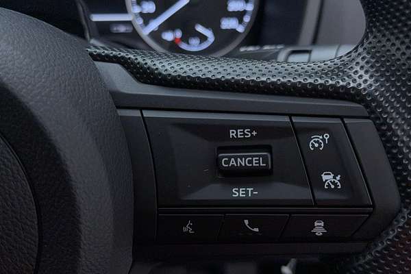 2024 Mitsubishi Triton GLX+ MV 4X4