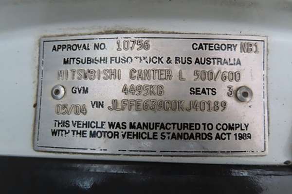 2004 Mitsubishi Canter FE639C4 2.0 4x2 SWB