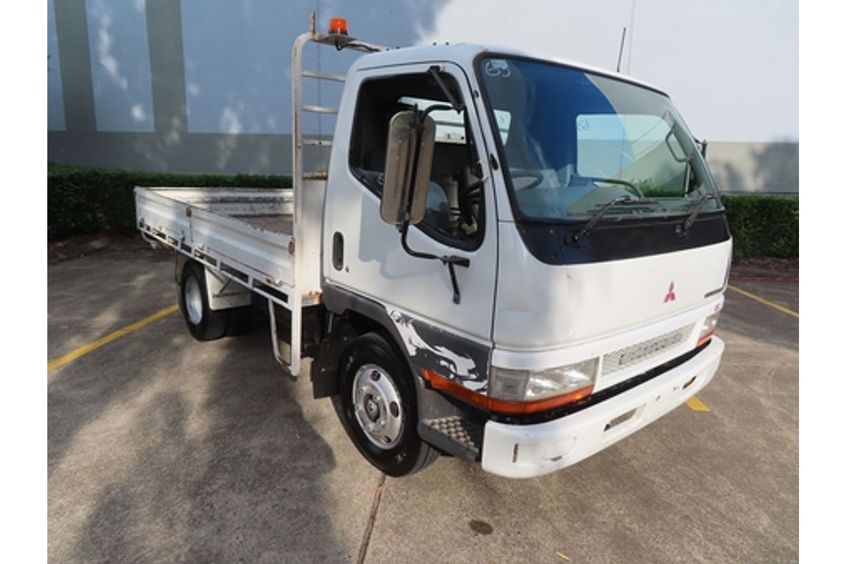 2004 Mitsubishi Canter FE639C4 2.0 4x2 SWB