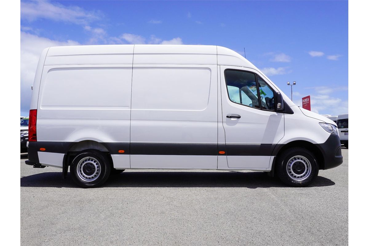 2022 Mercedes-Benz Sprinter 314CDI VS30