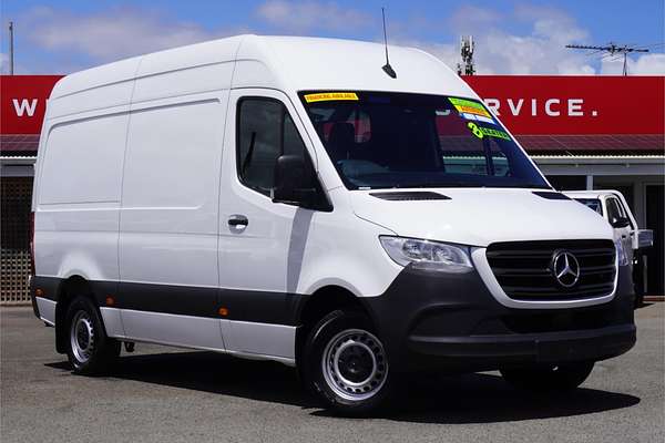 2022 Mercedes-Benz Sprinter 314CDI VS30