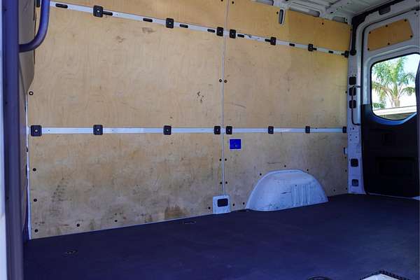 2022 Mercedes-Benz Sprinter 314CDI VS30