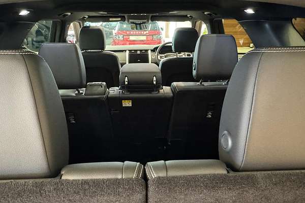 2025 Land Rover Discovery D350 S Series 5